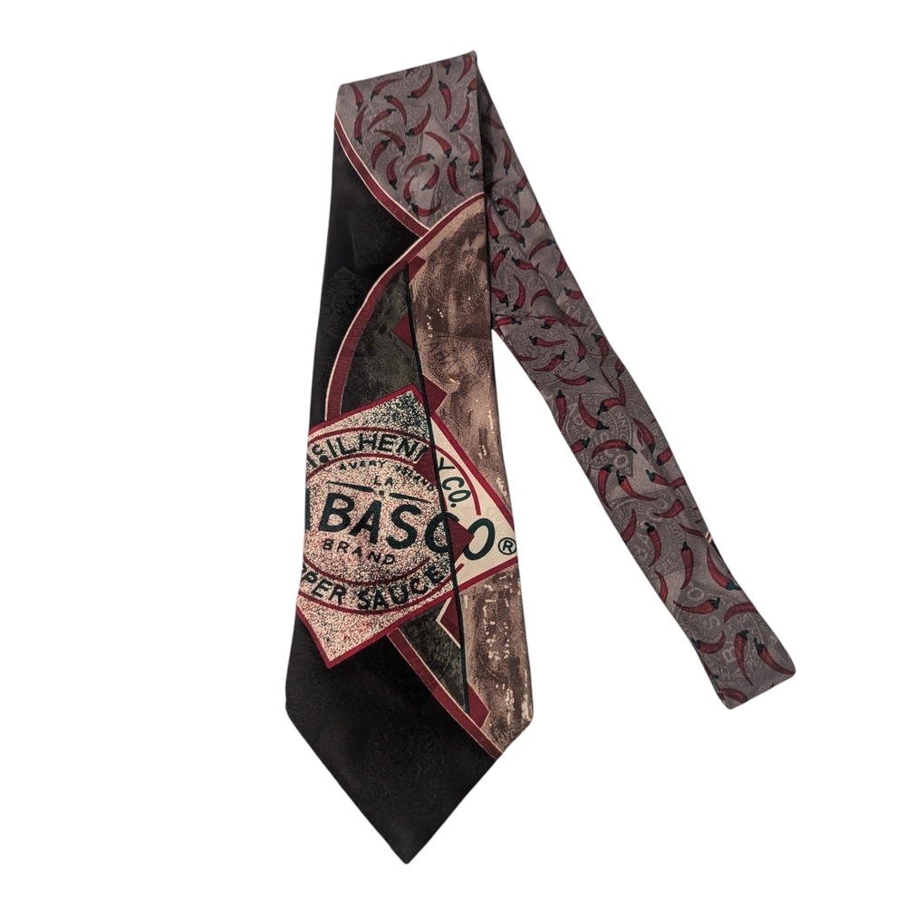 VTG TABASCO Novelty Silk Tabasco Hot Sauce & Red Peppers Standard Sized Necktie